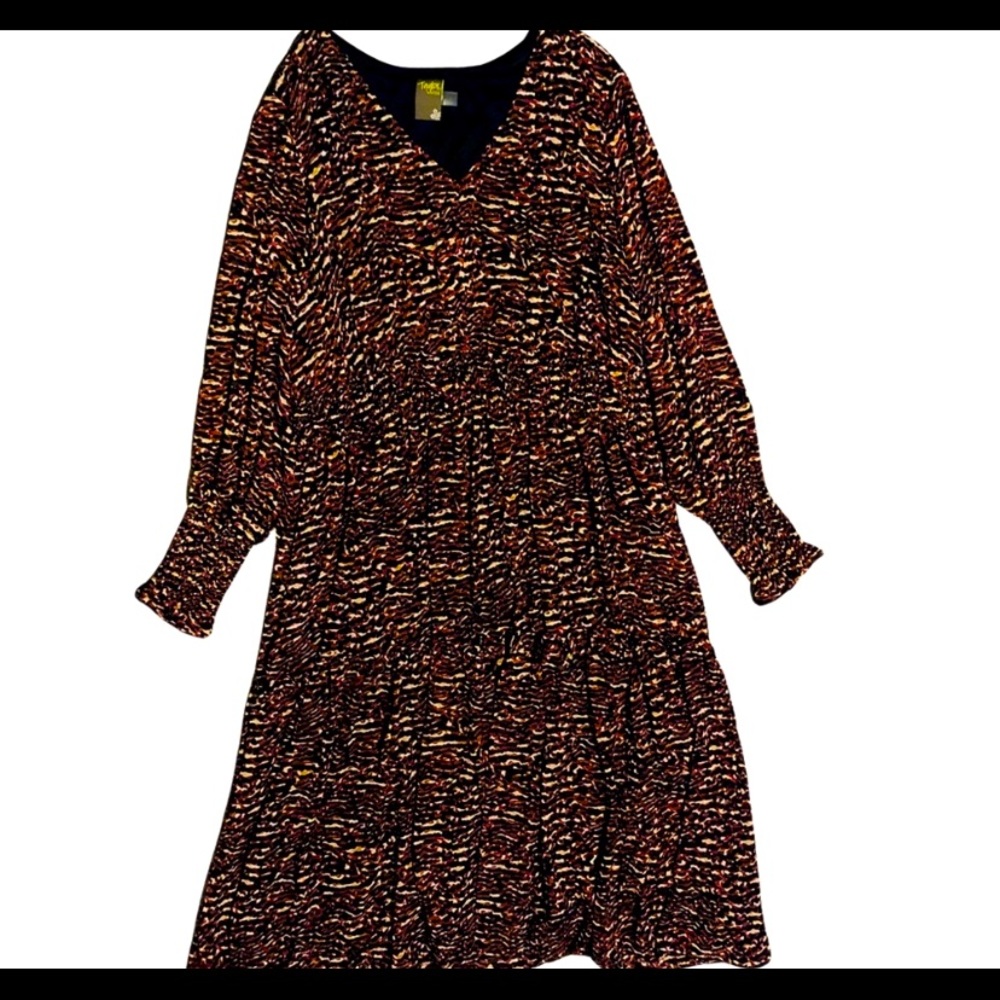 NWT Taylor Abstract Animal Print Dress